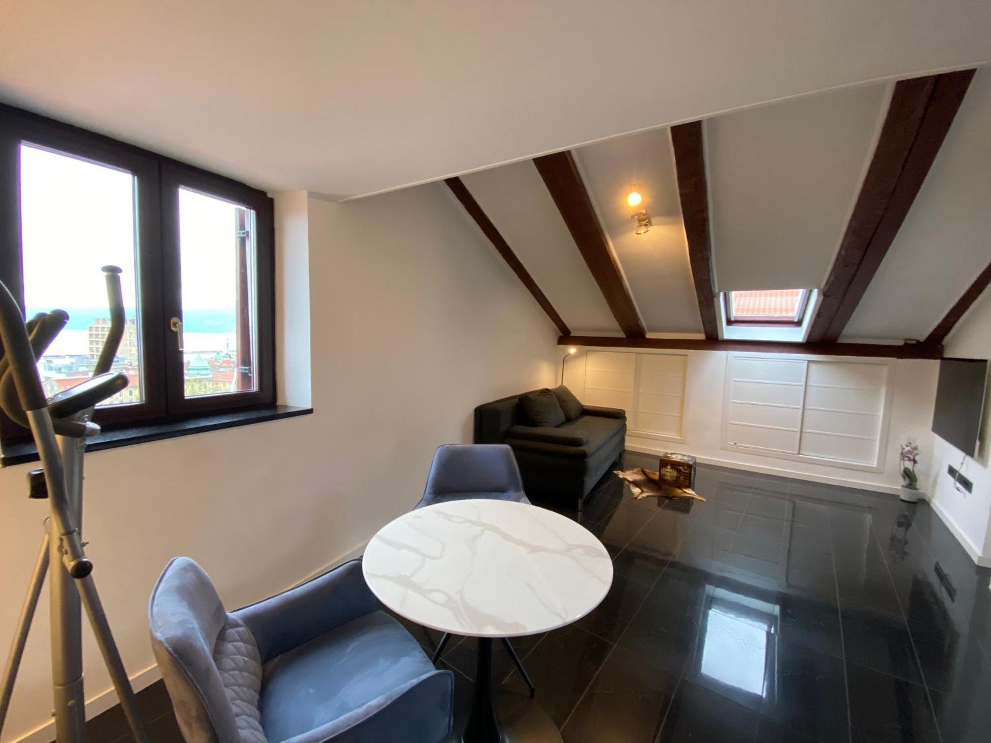 Penthouse Rijeka Centar Lägenhet Exteriör bild